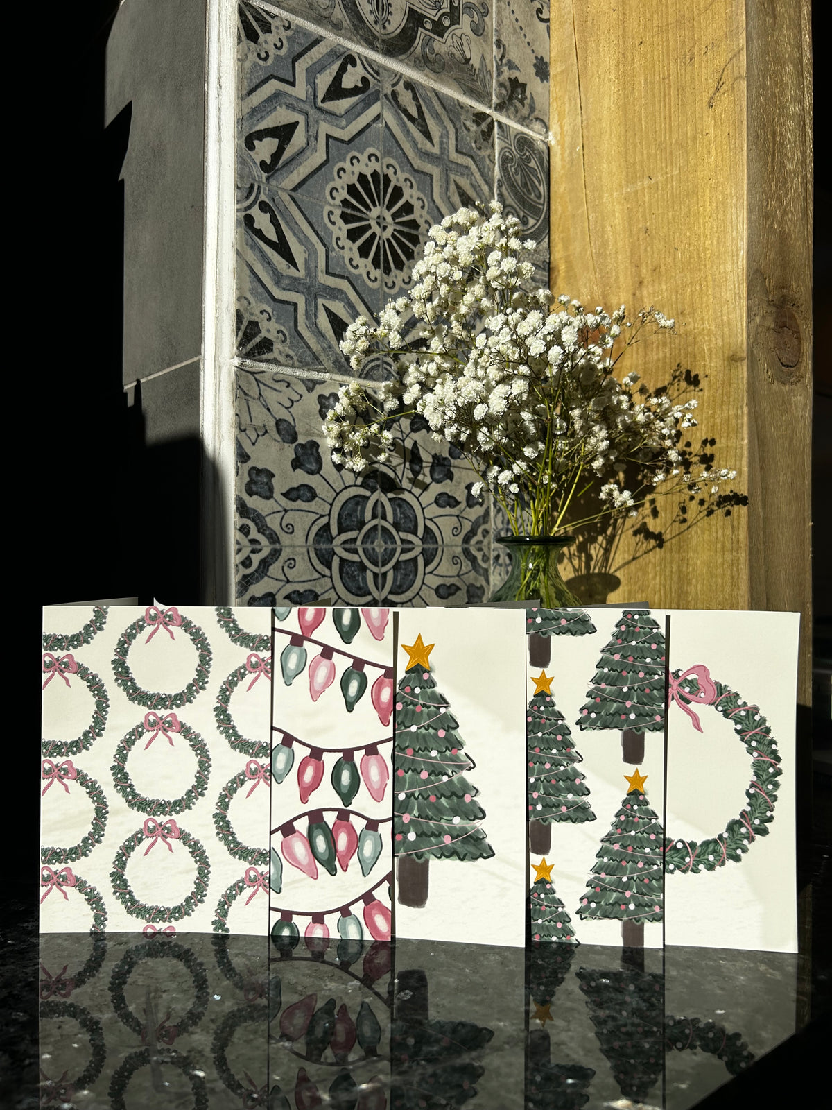 5 greetings cards with different Christmas designs